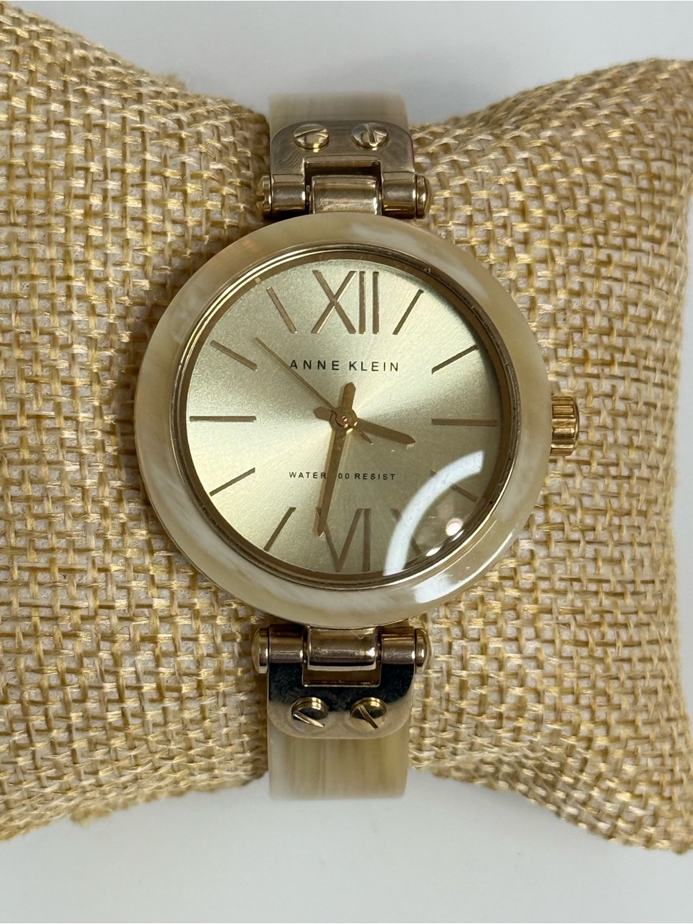 Anne Klein  vintage  bracelet Beige and Gold Bangle Watch